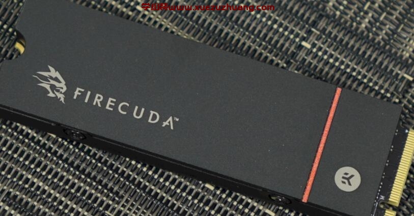 FireCuda 530 Gen4 PCIe 2TB SSD固态硬盘EKWB散热器版开箱评测