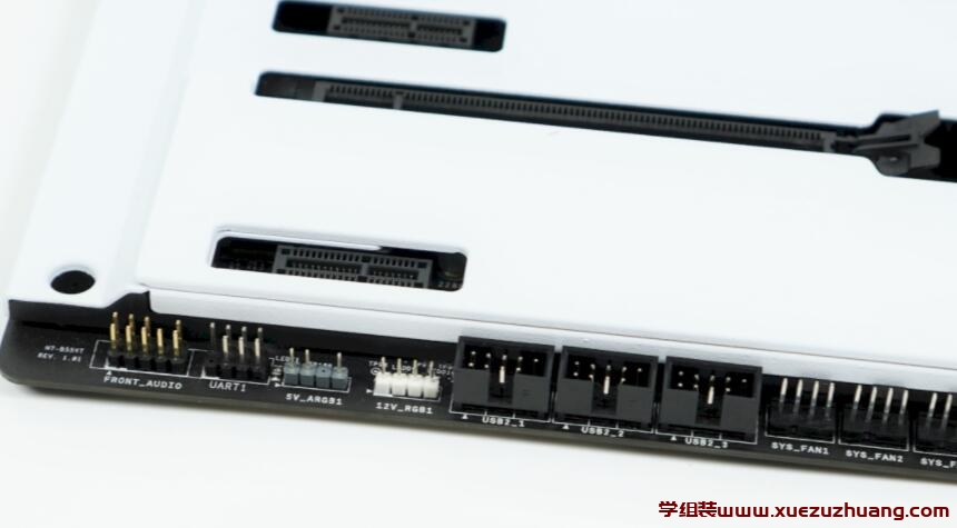 NZXT N7 B550 AMD主板开箱评测