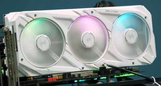 ROG RTX 3080潮竞白显卡开箱评测：全白外观，功能更齐全_郴州运维电脑维修网