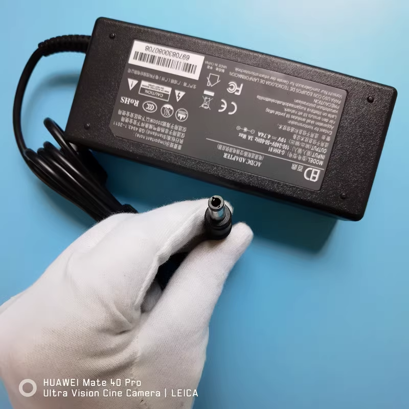 百鼎联想19V4.74A | 编号：SP00056