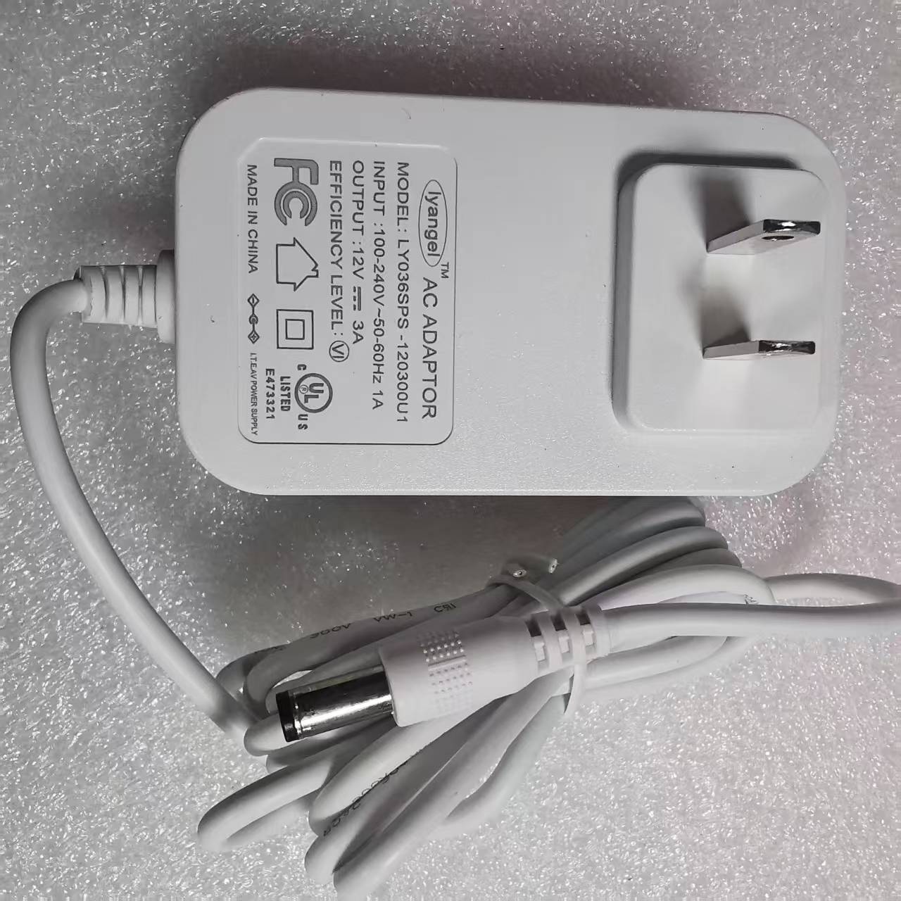 白色LY 12V3A直插 | 编号：SP01626