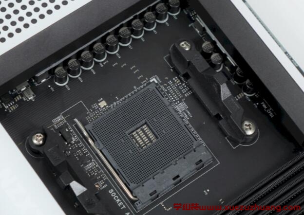 NZXT N7 B550 AMD主板开箱评测